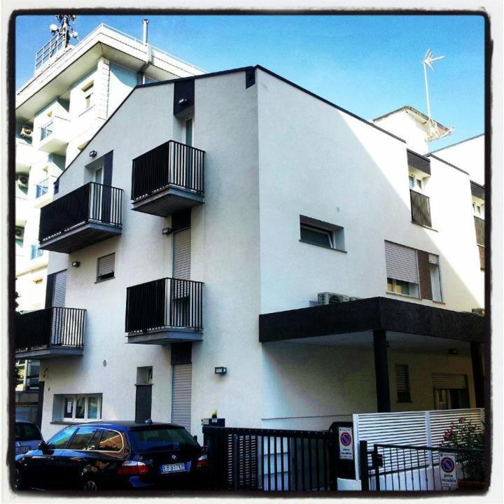 Residence Villa Gori Римини Экстерьер фото